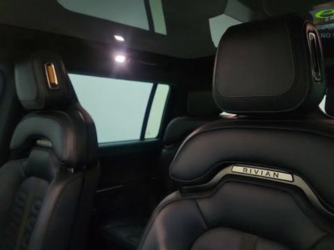 Used 2024 Rivian R1S Adventure AWD/4WD image 52
