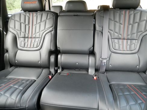 Certified 2025 Nissan Armada PRO-4X AWD/4WD image 13