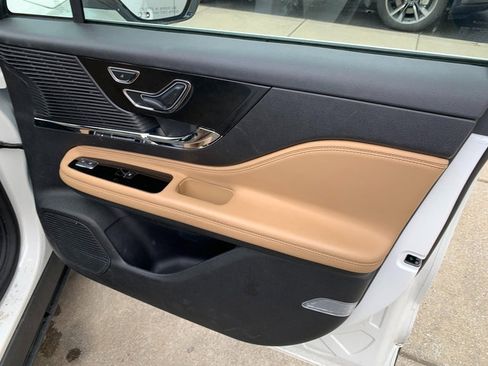 Used 2022 Lincoln Corsair Reserve w/ Equipment Group 201A image 13