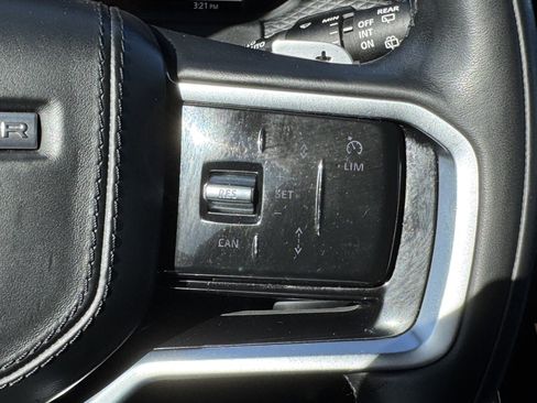 Used 2023 Land Rover Range Rover Velar R-Dynamic S image 20