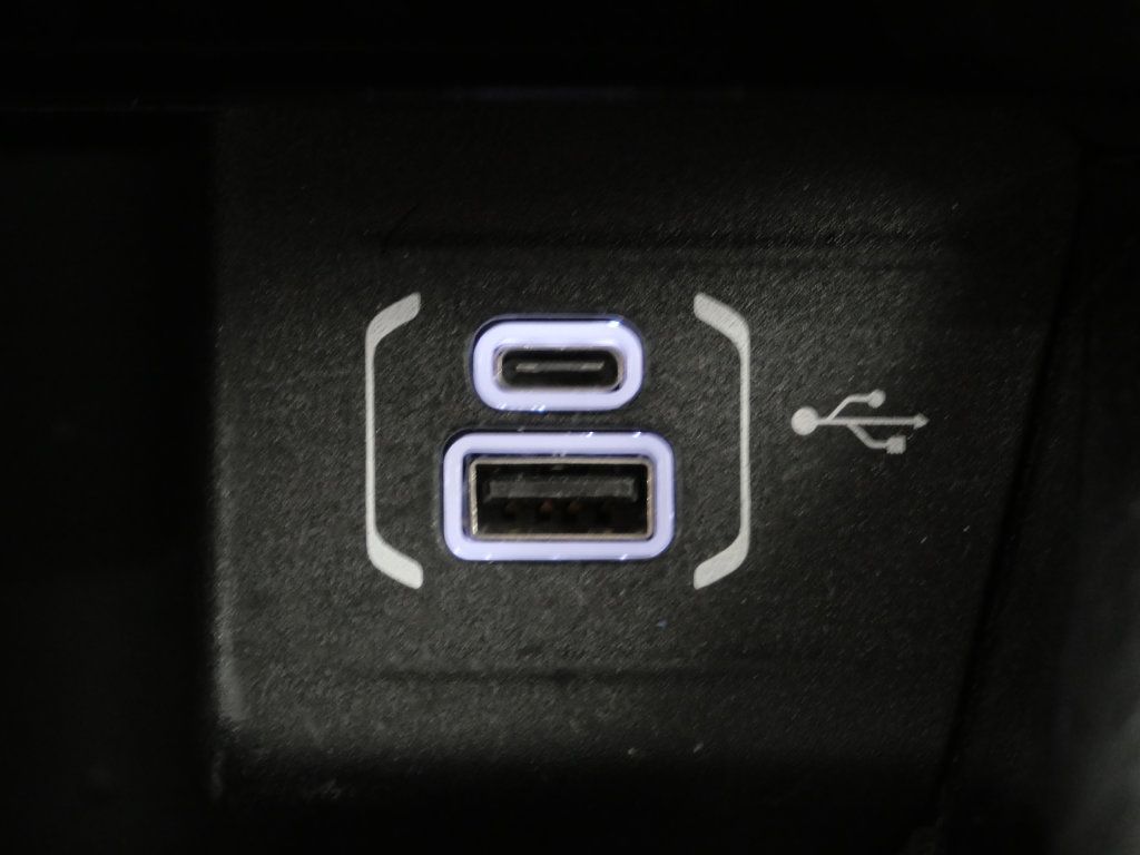 Used 2025 Jeep Compass Limited AWD/4WD image 22