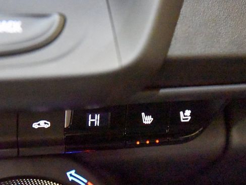 Used 2017 Chevrolet Camaro SS image 23