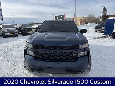 Used 2020 Chevrolet Silverado 1500 Custom w/ Custom Value Package image 3