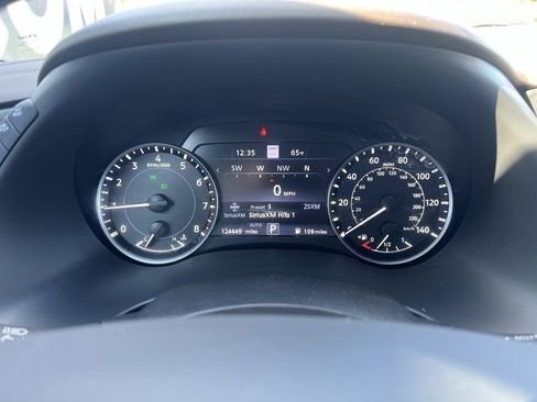 Used 2022 Nissan Armada Platinum w/ Captain's Chairs Package image 32