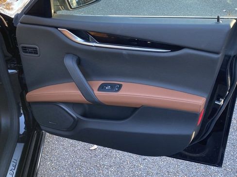 Used 2022 Maserati Ghibli Modena Q4 image 37