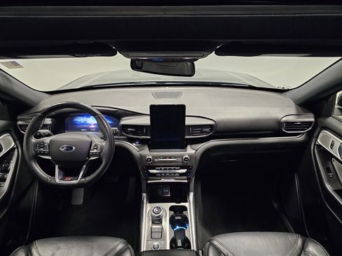 Used 2020 Ford Explorer ST image 19