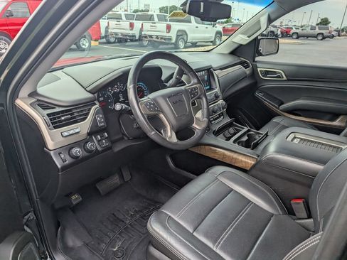 Used 2018 GMC Yukon XL Denali w/ Open Road Package AWD/4WD image 16