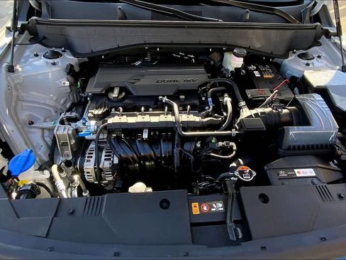 New 2026 Hyundai Kona SE image 16