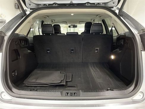 Used 2024 Ford Edge Titanium image 15