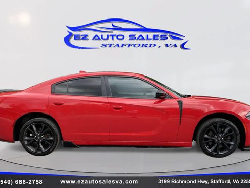 Used 2020 Dodge Charger SXT w/ Blacktop Package AWD/4WD image 4
