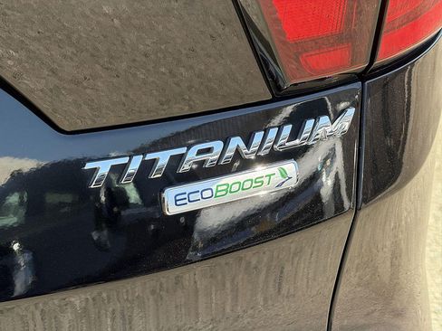 Used 2019 Ford Escape Titanium FWD image 31