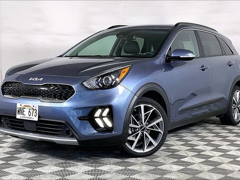 Used 2022 Kia Niro Touring Special Edition FWD image 1