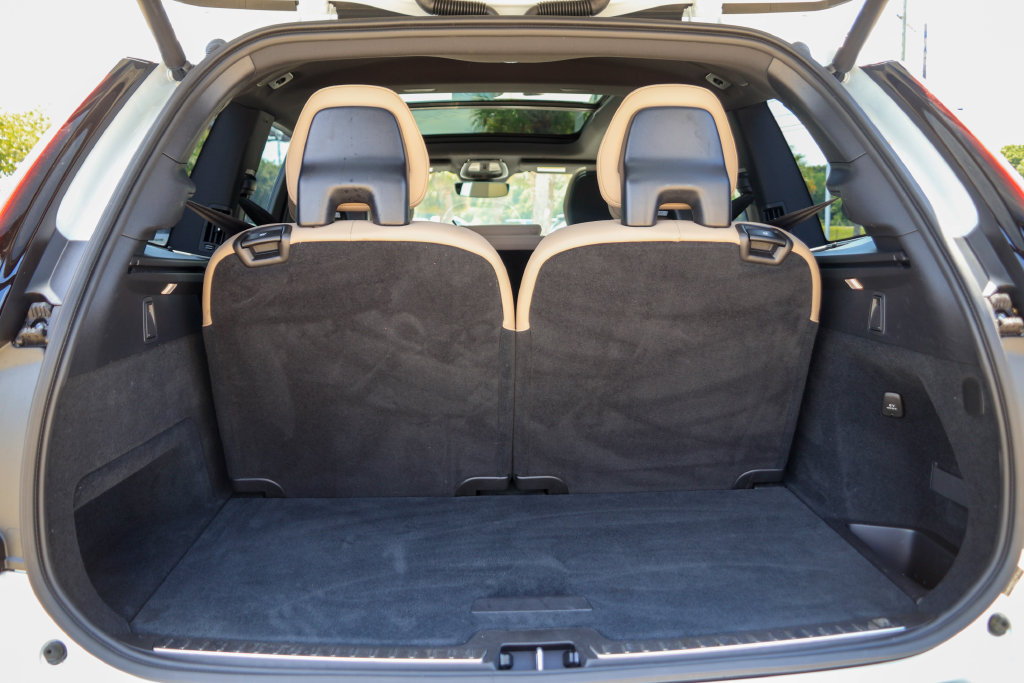 Used 2026 Volvo XC90 B6 Plus AWD/4WD image 30