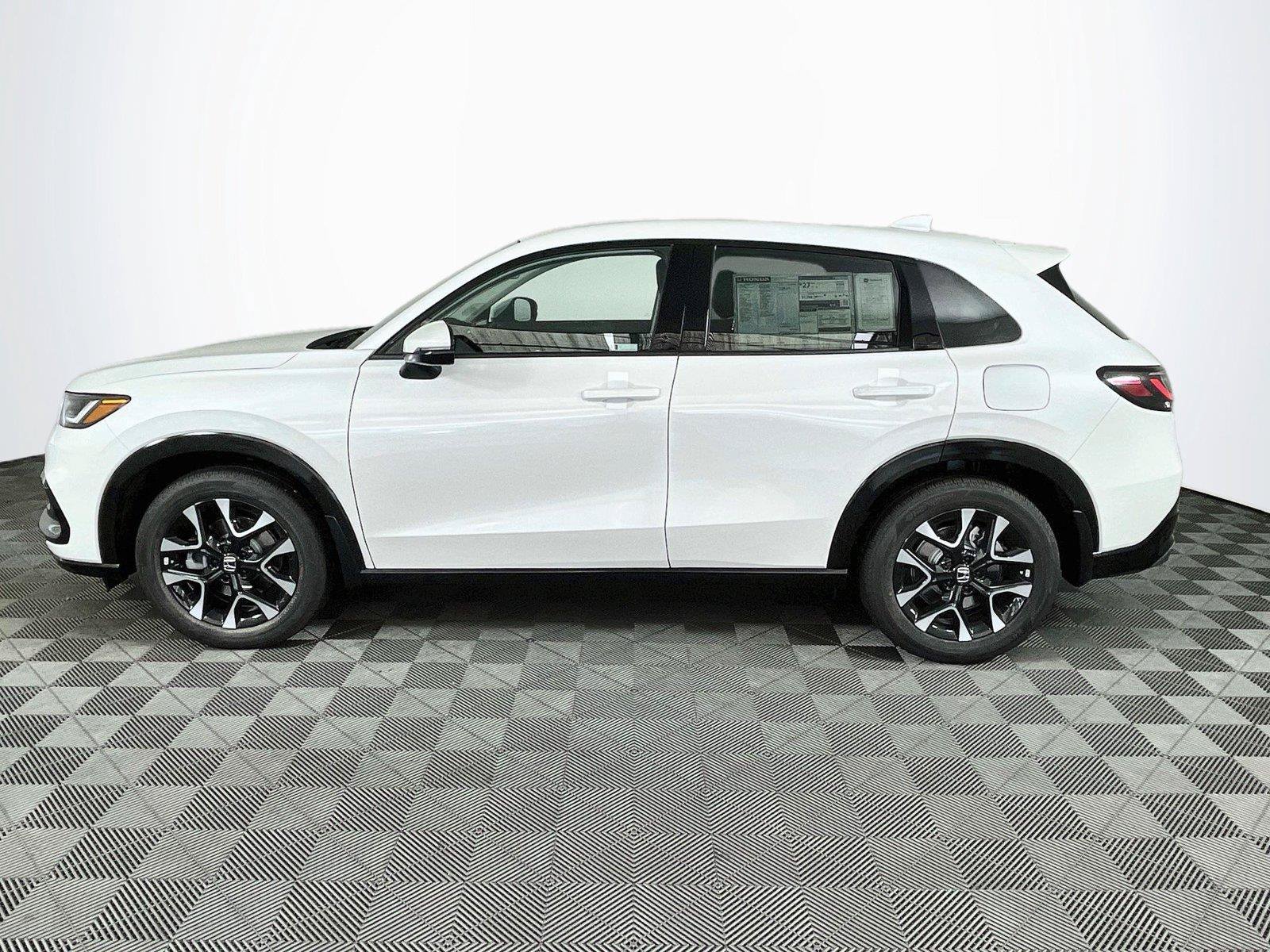 New 2027 Honda HR-V EX-L image 4
