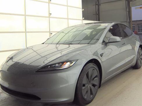 Used 2024 Tesla Model 3 Long Range image 5