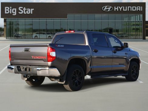 Used 2019 Toyota Tundra SR5 image 4