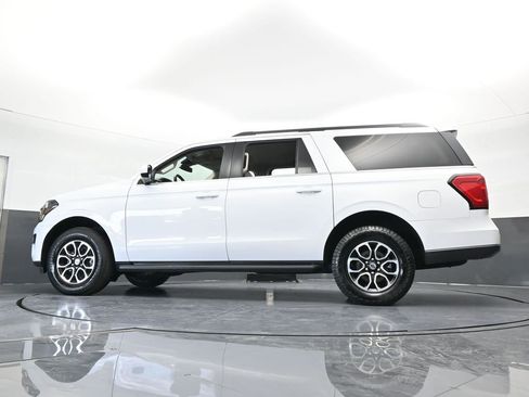 Used 2024 Ford Expedition Max XLT image 66