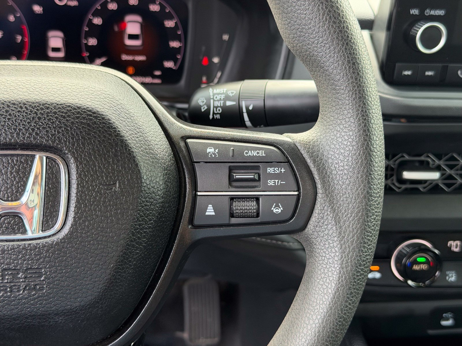 Used 2024 Honda Accord EX image 18