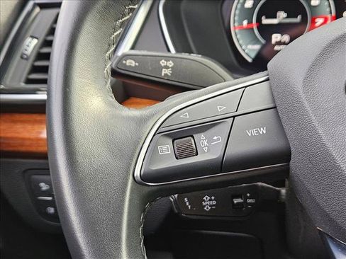 Used 2021 Audi Q5 Prestige w/ Prestige Package image 14