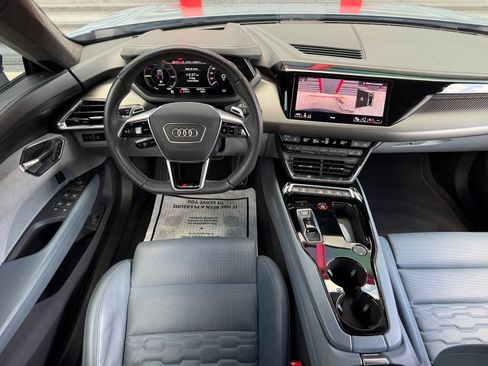 Used 2024 Audi RS e-tron GT w/ Carbon Performance Package AWD/4WD image 36