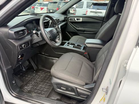 Used 2024 Ford Explorer 4WD Police Interceptor image 31