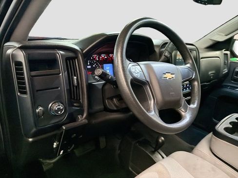 Used 2019 Chevrolet Silverado 1500 Custom w/ Custom Convenience Package image 8