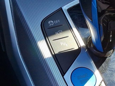 Used 2022 BMW i4 eDrive40 w/ Premium Package image 30