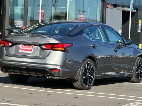 New 2025 Nissan Altima 2.5 SR w/ SR Premium Package image 4