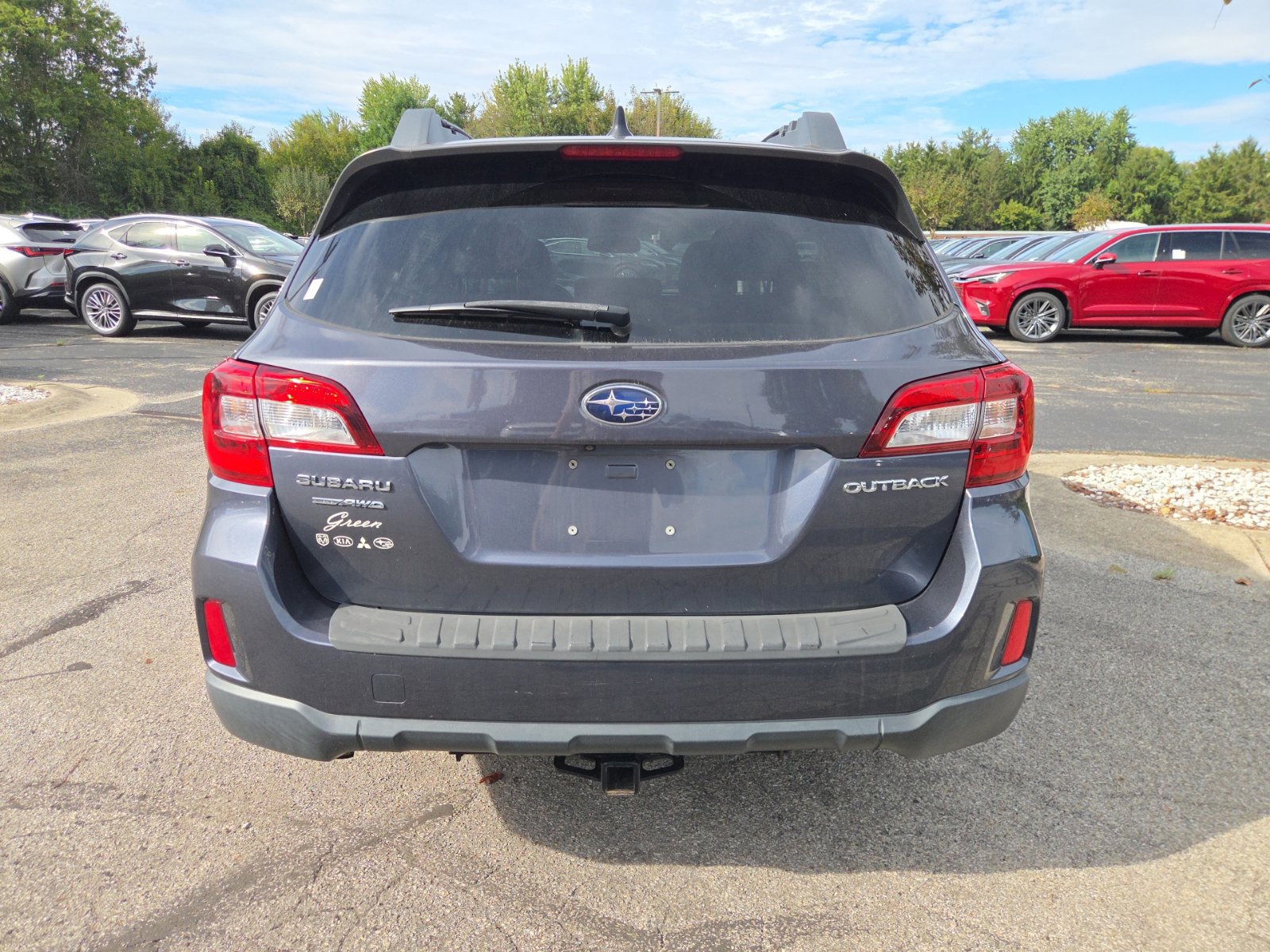 Used 2016 Subaru Outback 2.5i Limited AWD/4WD image 9