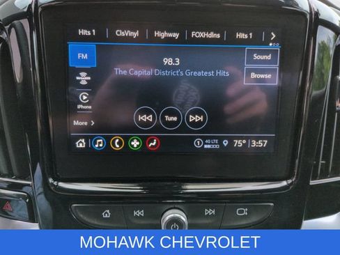 Used 2023 Chevrolet Traverse LT w/ Rear Camera Mirror Package AWD/4WD image 13