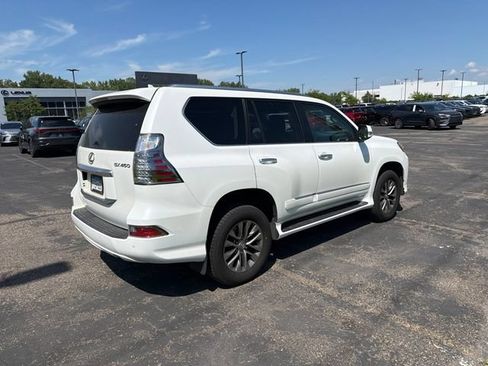 Used 2015 Lexus GX 460 Luxury AWD/4WD image 17