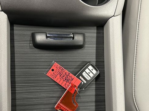 Used 2023 Honda Ridgeline RTL-E image 36