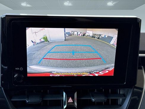 Used 2023 Toyota Corolla LE image 16