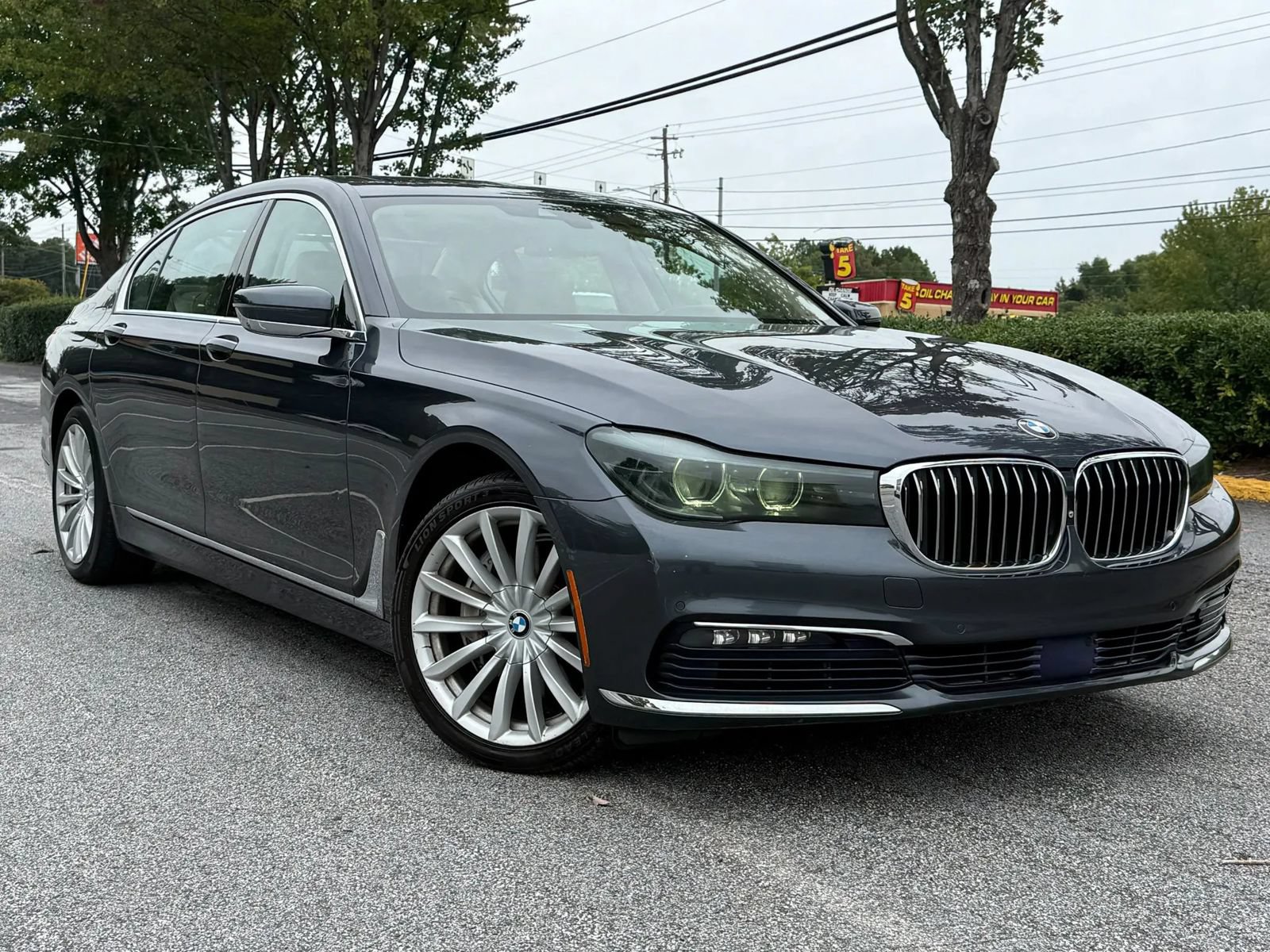 Used 2016 BMW 740i RWD image 1