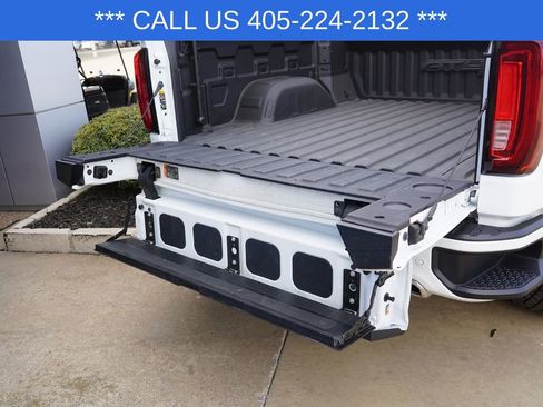 Used 2024 GMC Sierra 1500 AT4 w/ Technology Package image 20