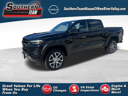 Used 2024 Chevrolet Colorado Z71 w/ Z71 Convenience Package 2