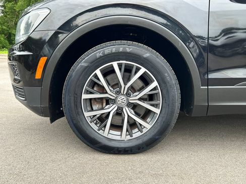 Used 2019 Volkswagen Tiguan SE w/ Panoramic Sunroof Package AWD/4WD image 10