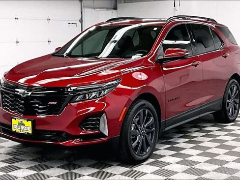 Used 2024 Chevrolet Equinox RS w/ RS Leather Package FWD image 12
