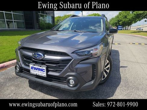 Used 2025 Subaru Outback Premium image 31