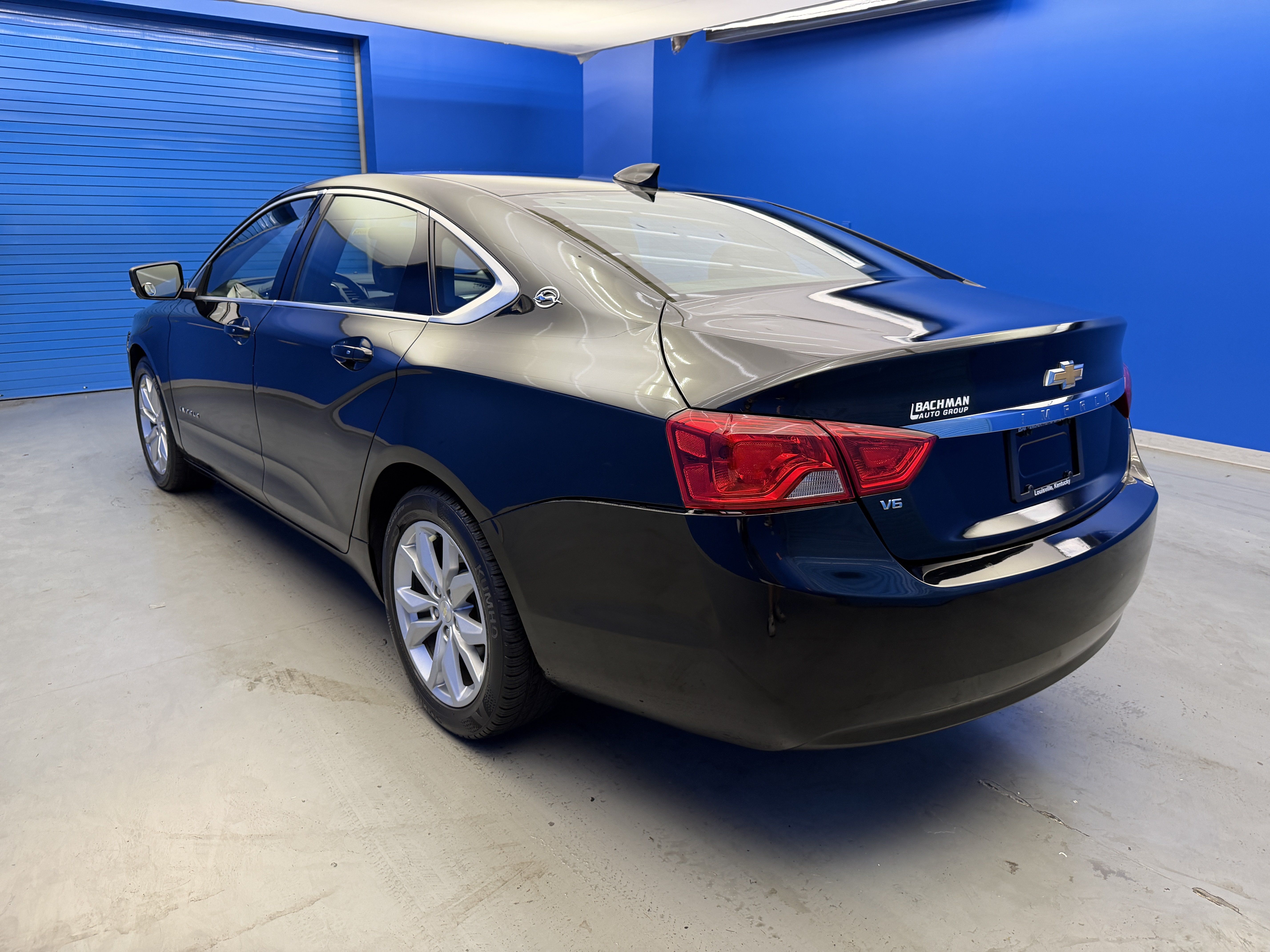 Used 2019 Chevrolet Impala LT FWD image 5