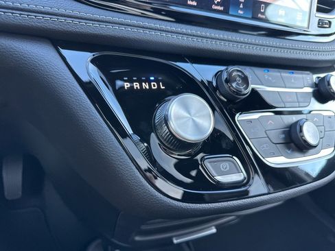 New 2026 Chrysler Pacifica Select image 74