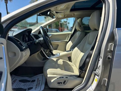 Used 2015 Volvo XC60 T5 Premier image 28