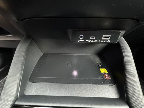 Certified 2025 Subaru Forester Limited image 25