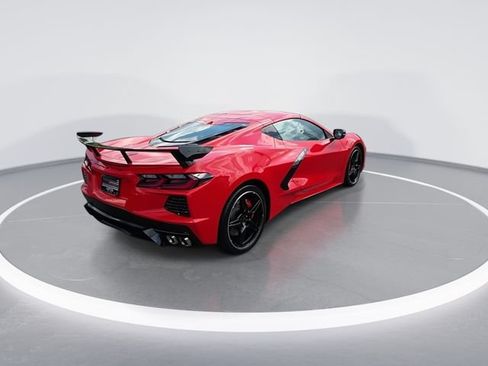 Used 2020 Chevrolet Corvette Stingray Preferred Cpe w/ 2LT Preferred Equipment Group RWD image 8