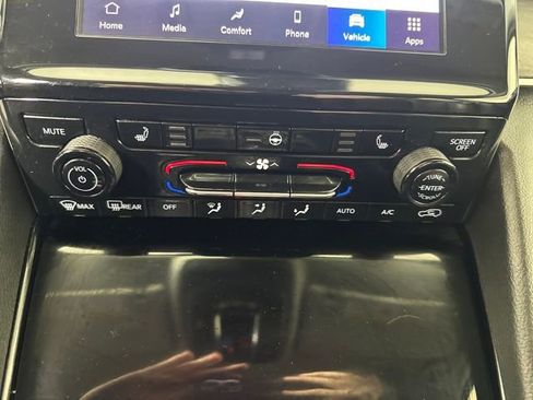 Used 2021 Jeep Grand Cherokee L Limited image 23