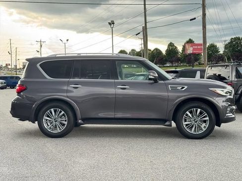 Used 2024 INFINITI QX80 4WD image 2