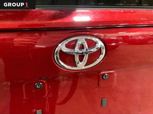 Used 2023 Toyota RAV4 XLE w/ Convenience Package image 31