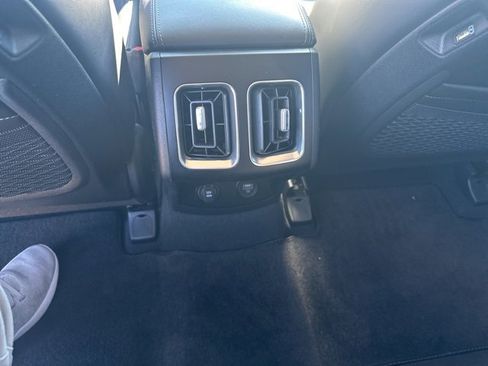 Used 2023 Kia Sorento S w/ Panoramic Sunroof Package image 16