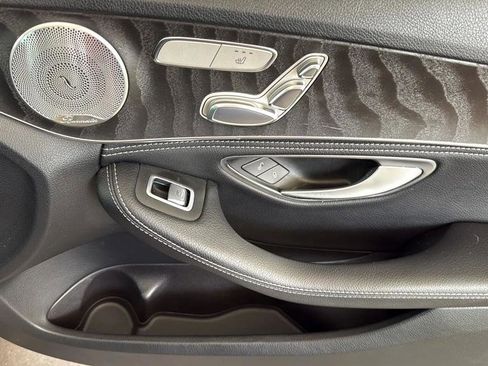 Used 2015 Mercedes-Benz C 300 Sedan image 31