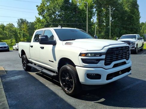 Used 2026 RAM 2500 Big Horn AWD/4WD image 3
